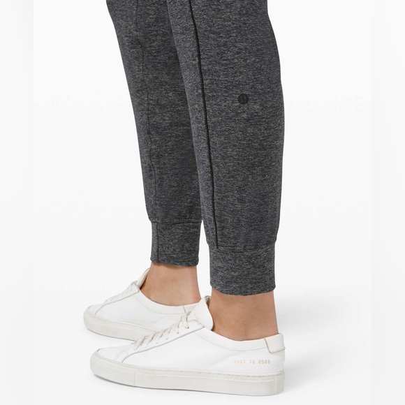 Lululemon Ready to Rulu Jogger 29" SIZE 10 - Picture 4 of 15